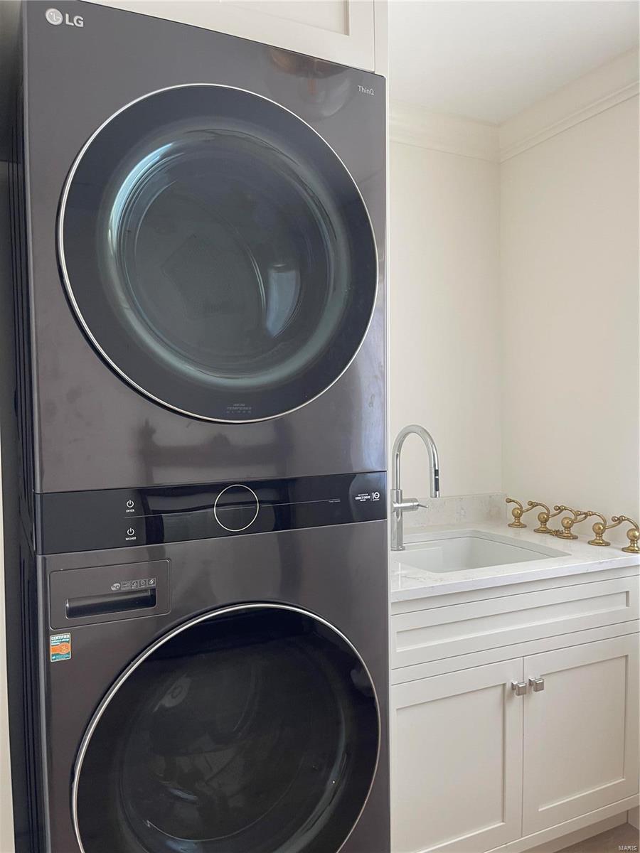 Meadowbrook Country Club Estates 3 - Residential