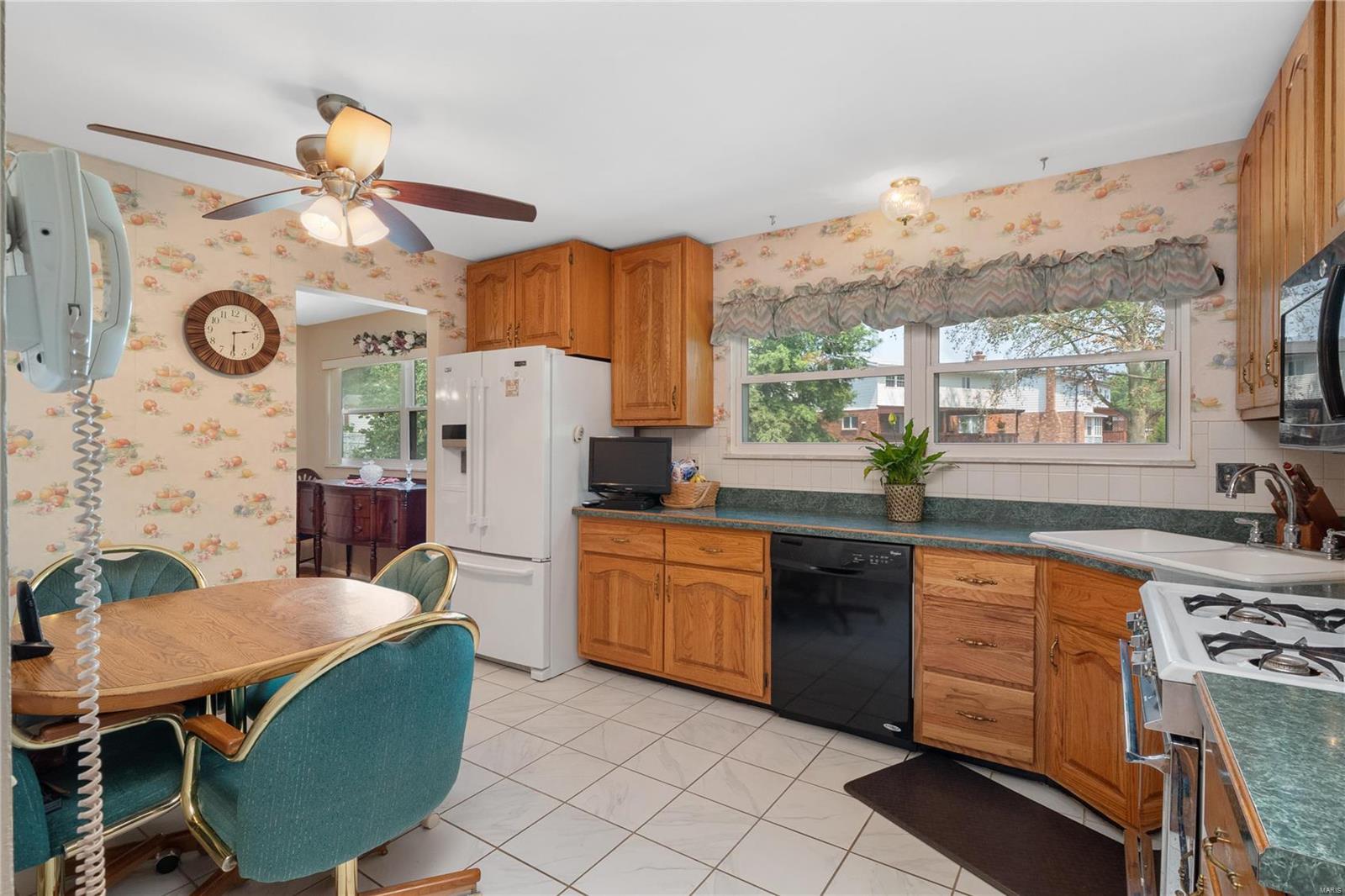 Foxboro Meadows - Residential