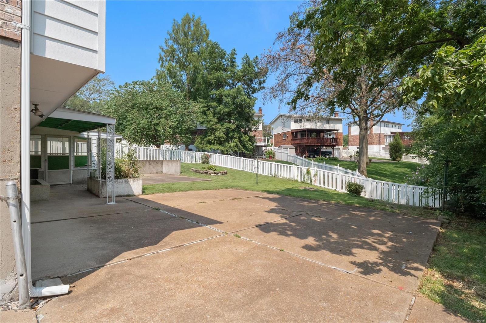 Foxboro Meadows - Residential