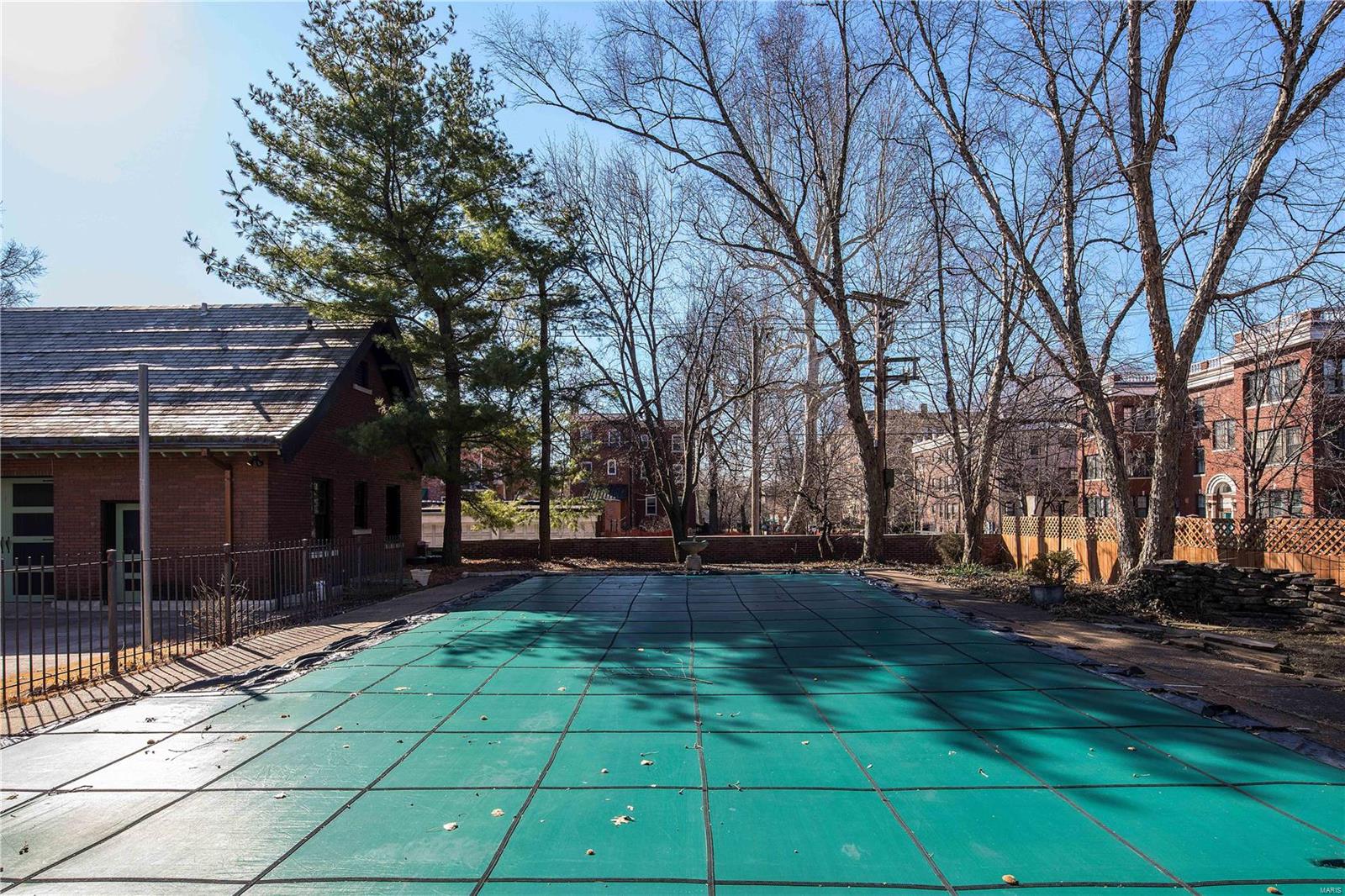 Kingsbury Place - Residential