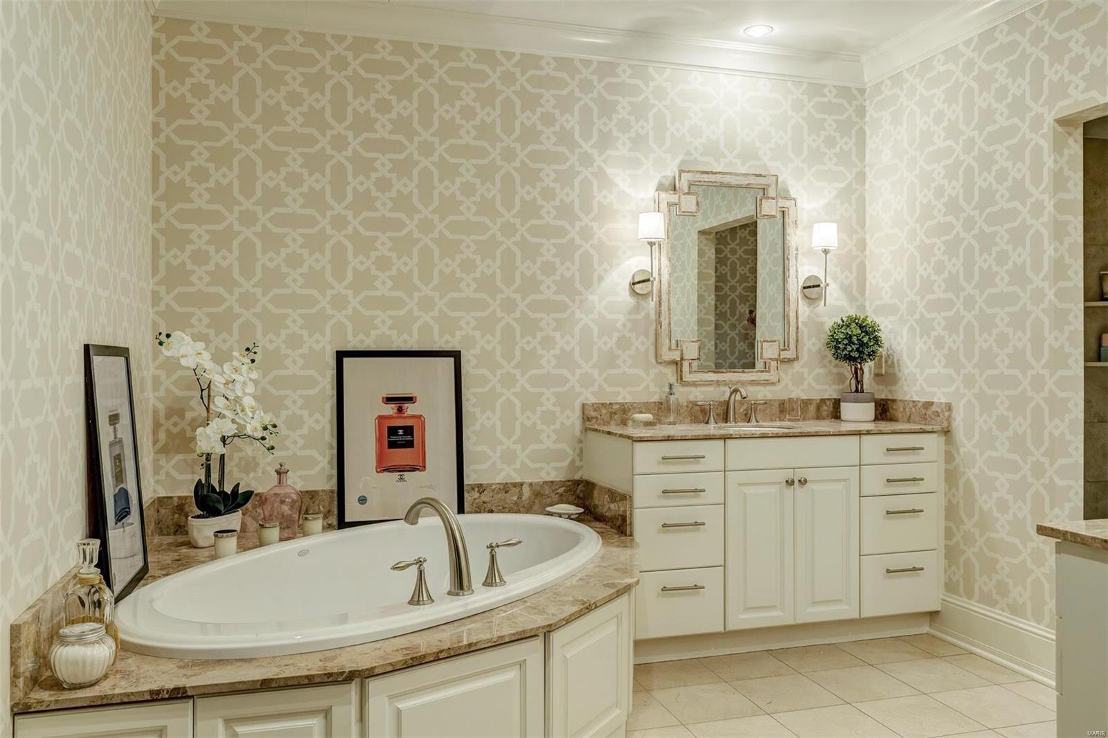 Plaza In Clayton Condo - Residential