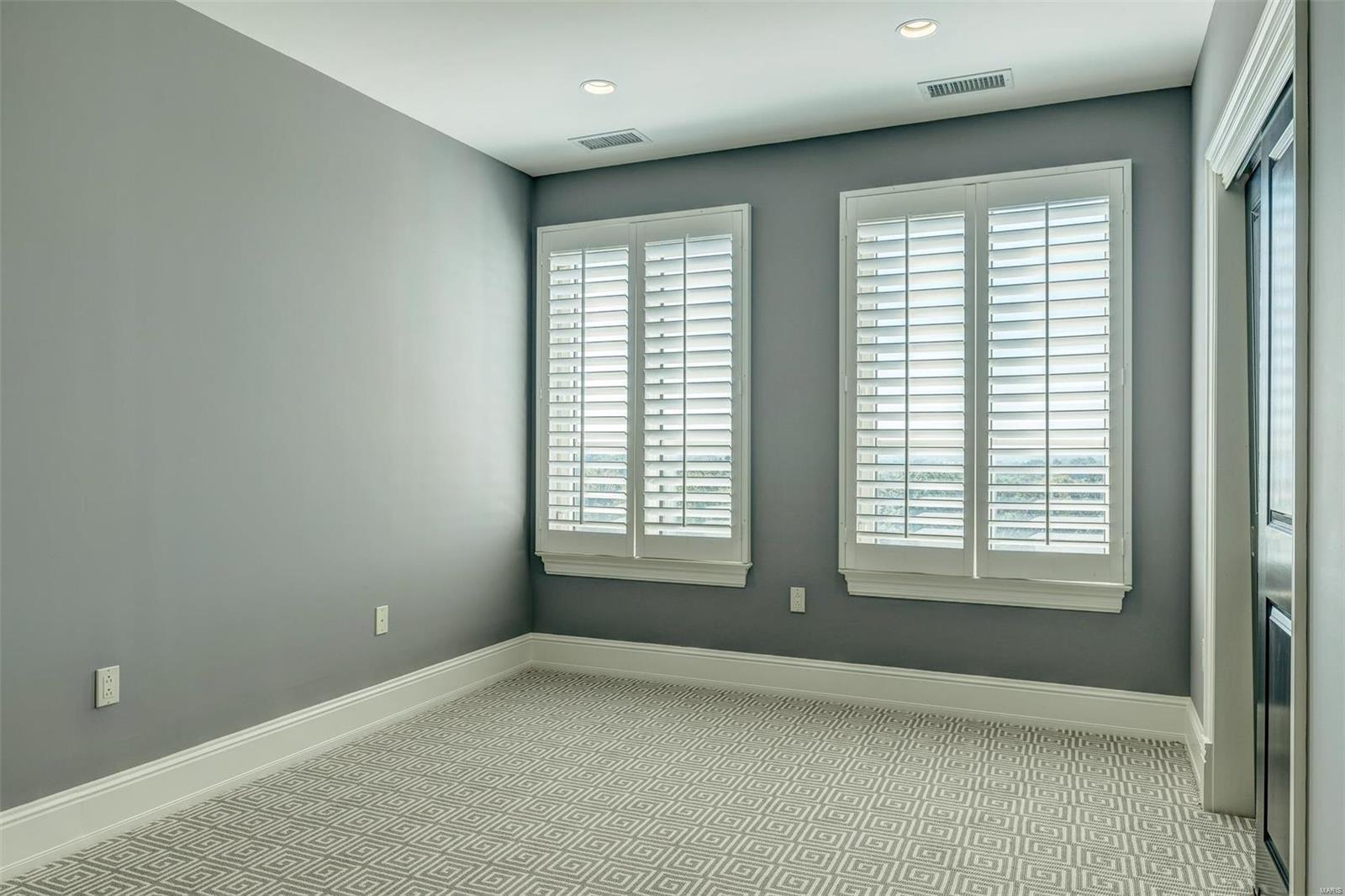 Plaza In Clayton Condo - Residential