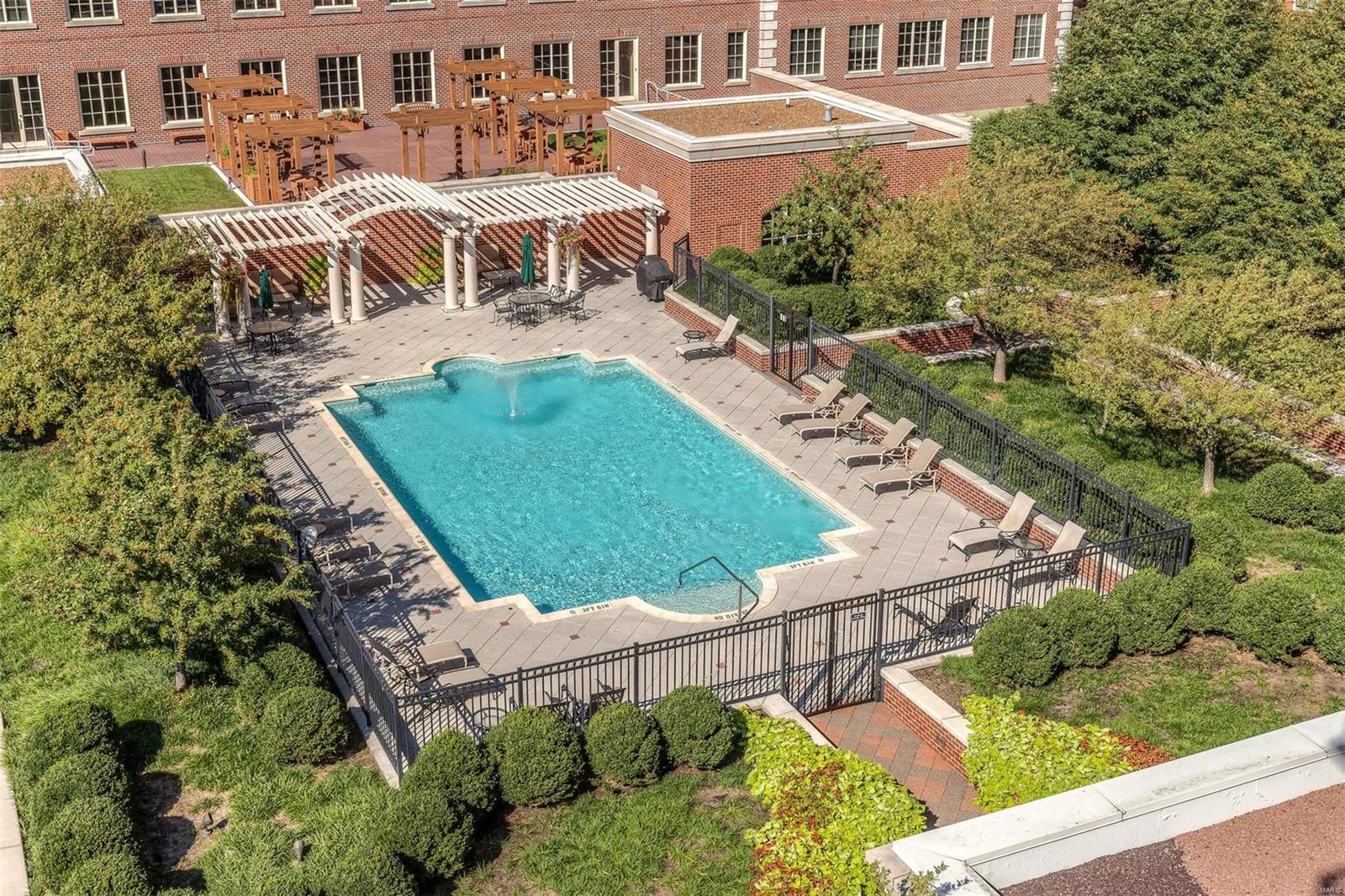 Plaza In Clayton Condo - Residential