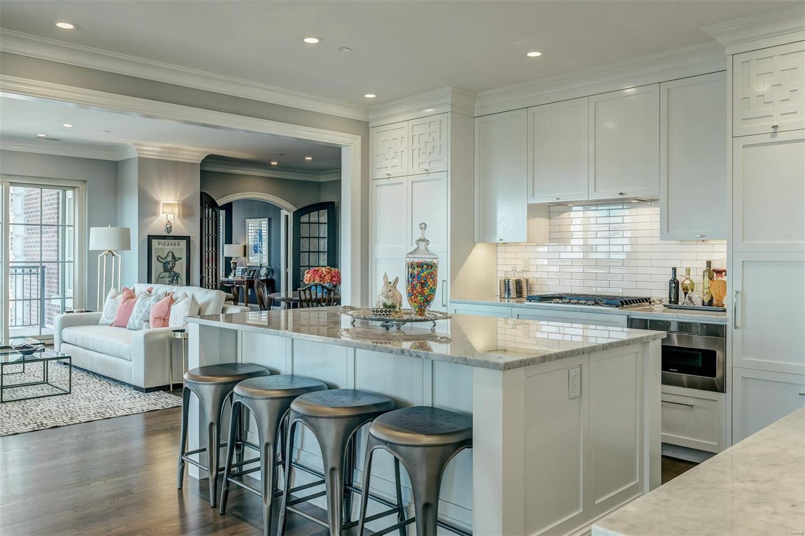 Plaza In Clayton Condo - Residential