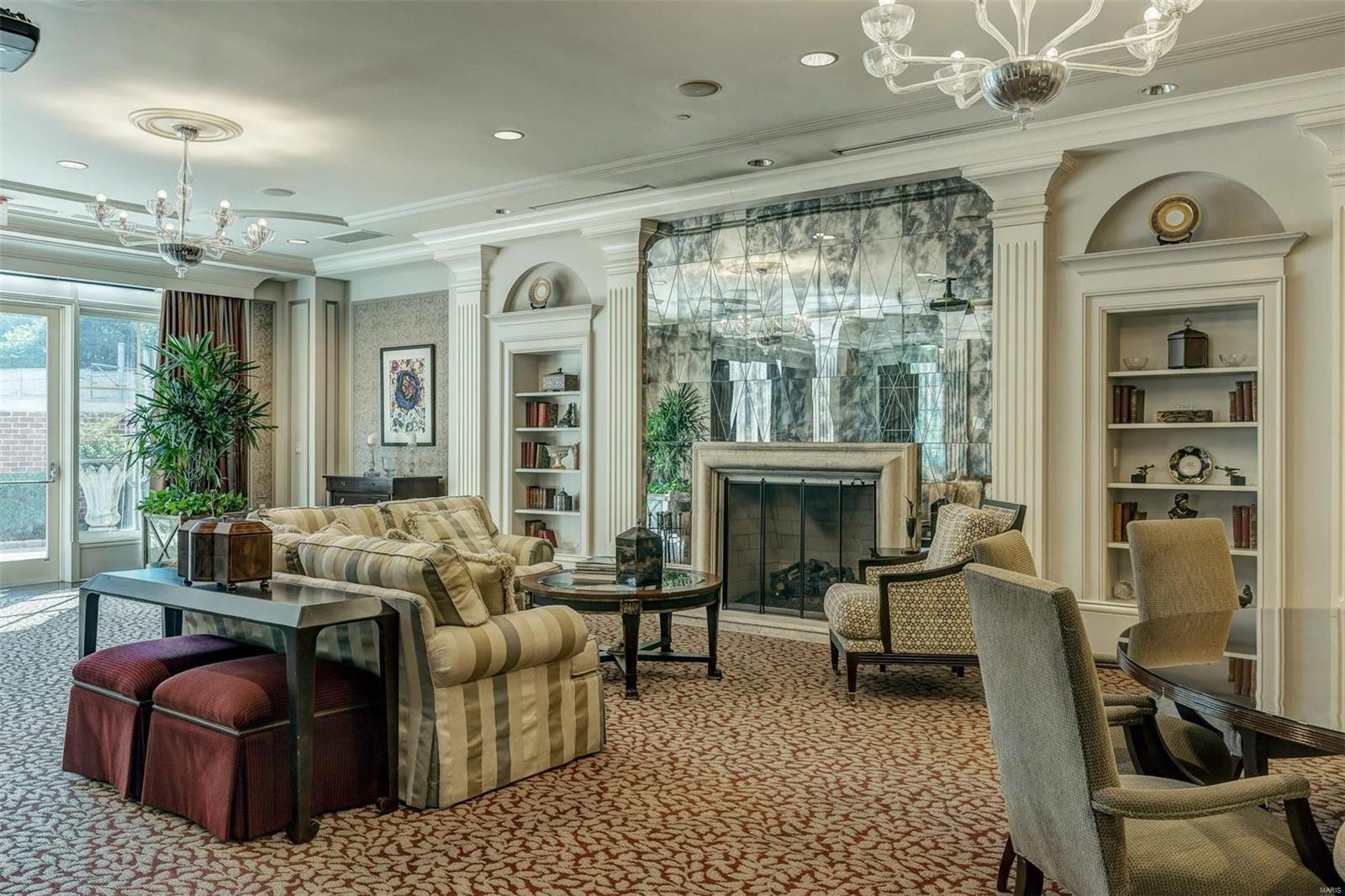 Plaza In Clayton Condo - Residential