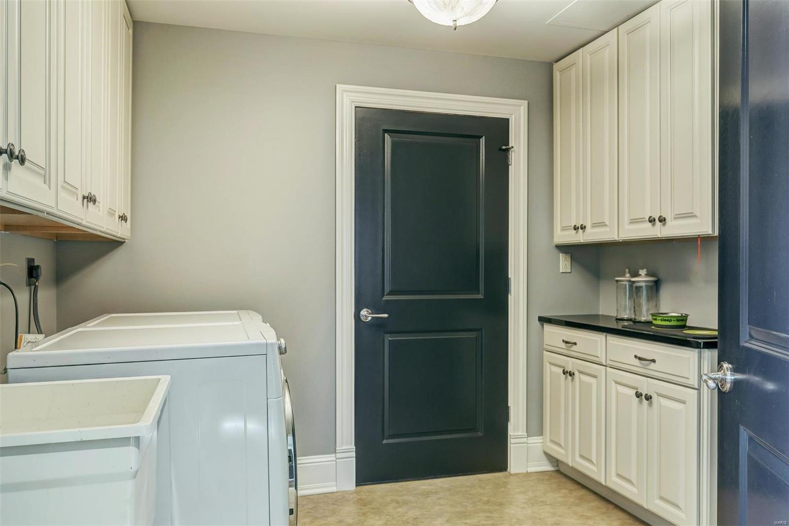 Plaza In Clayton Condo - Residential