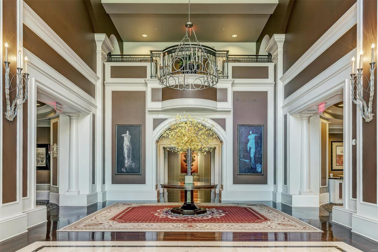 Plaza In Clayton Condo - Residential