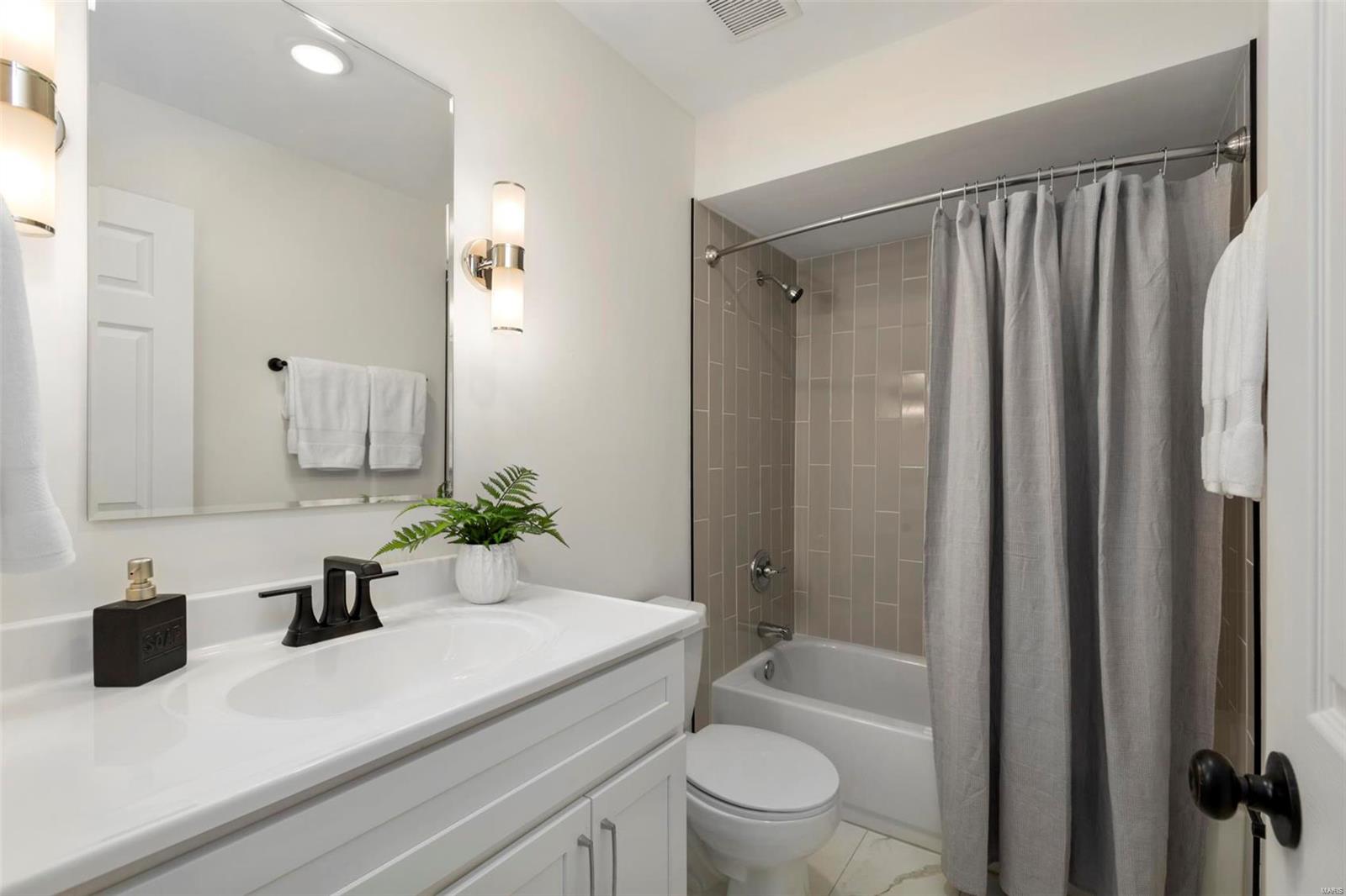 Woodfield 3 - Residential