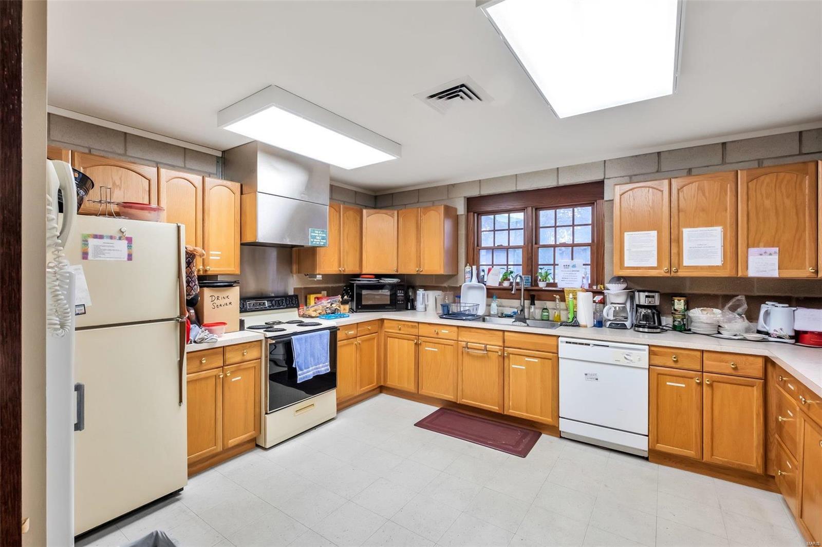 Crystal Spring - Commercial Sale