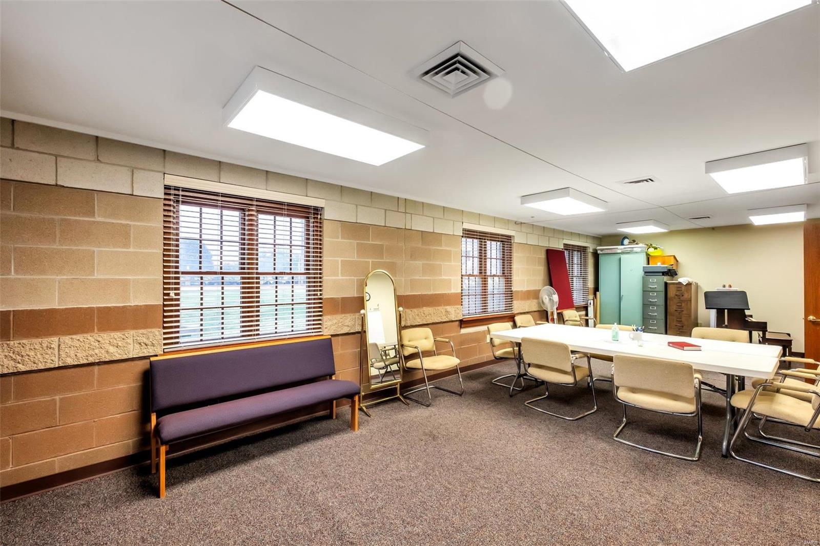 Crystal Spring - Commercial Sale