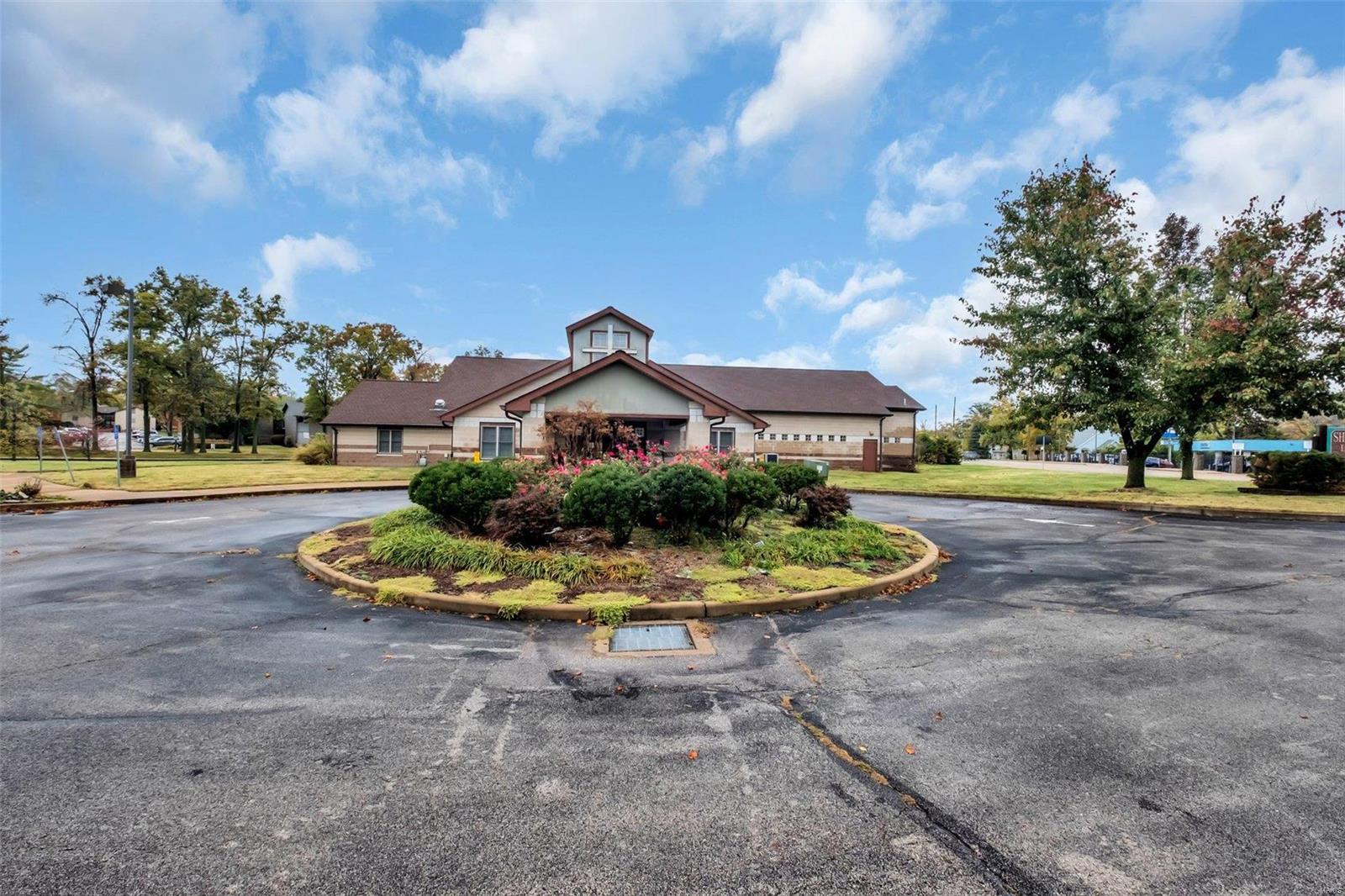 Crystal Spring - Commercial Sale