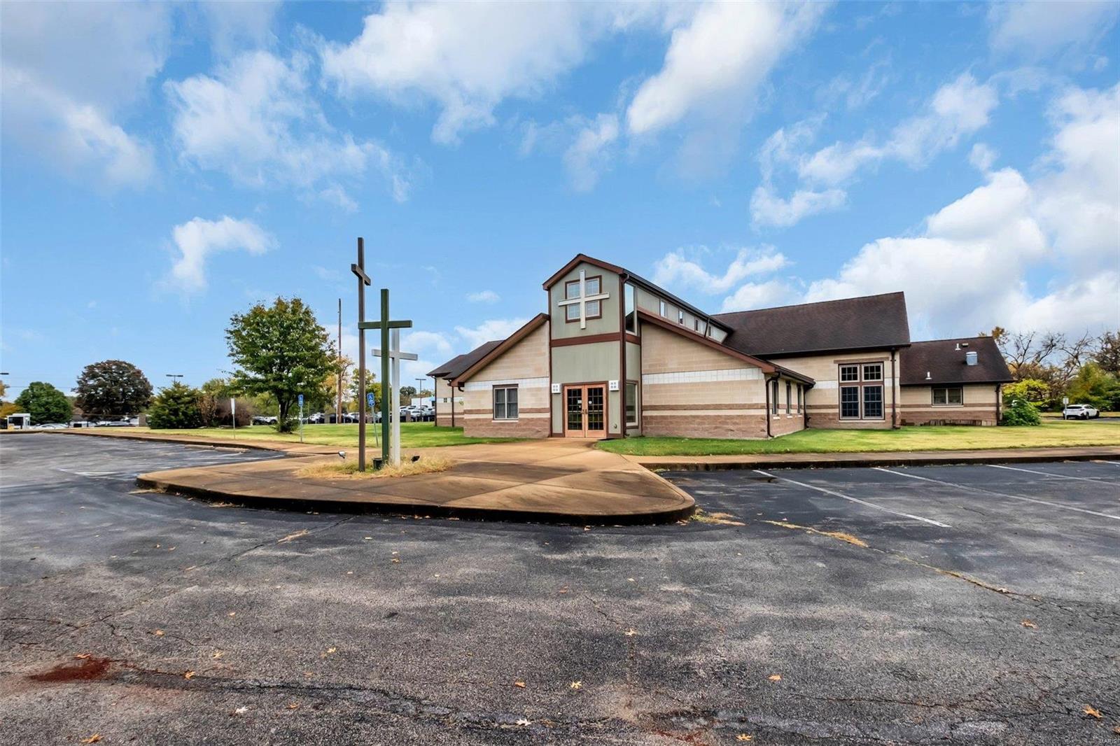 Crystal Spring - Commercial Sale