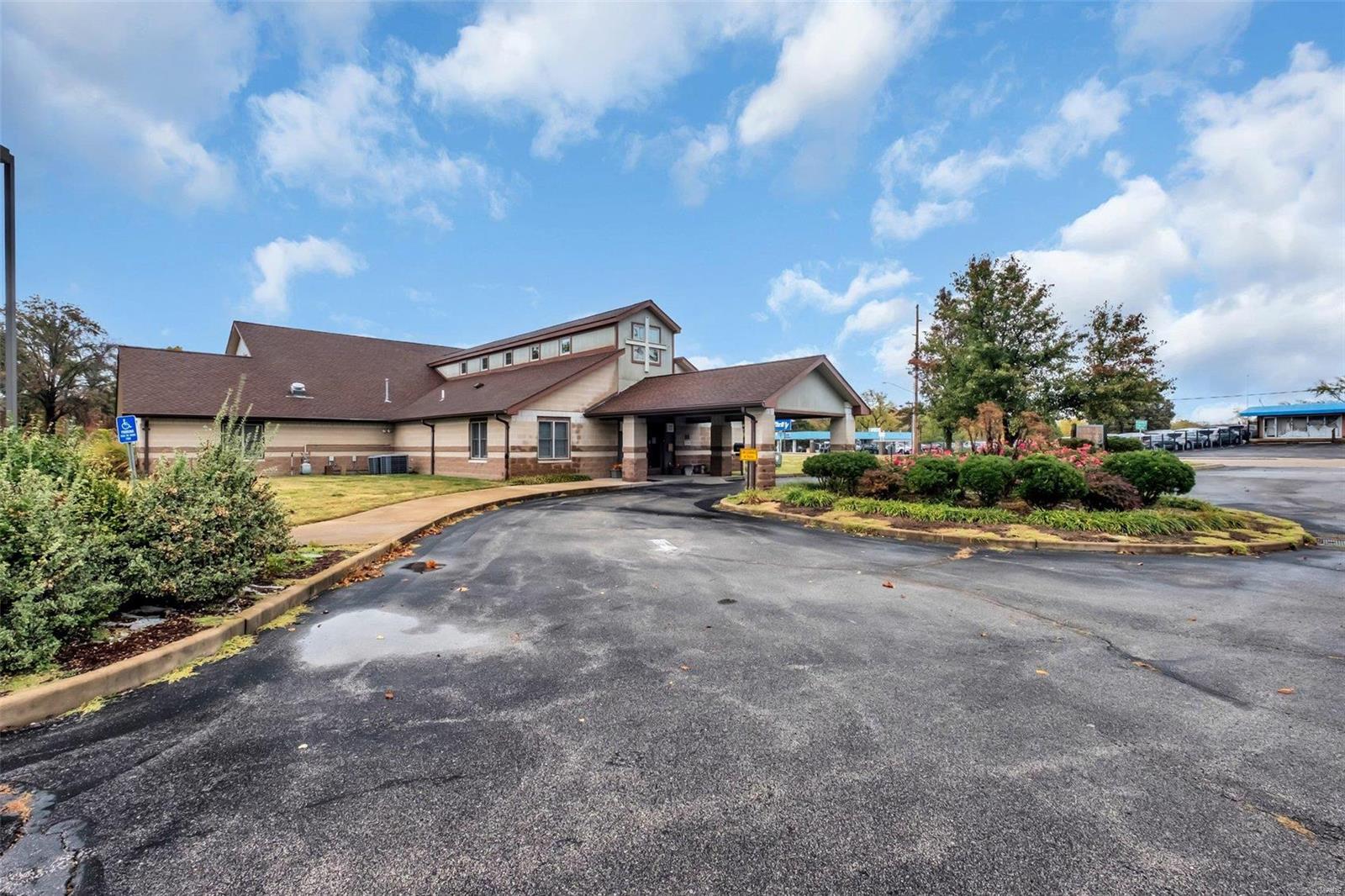 Crystal Spring - Commercial Sale