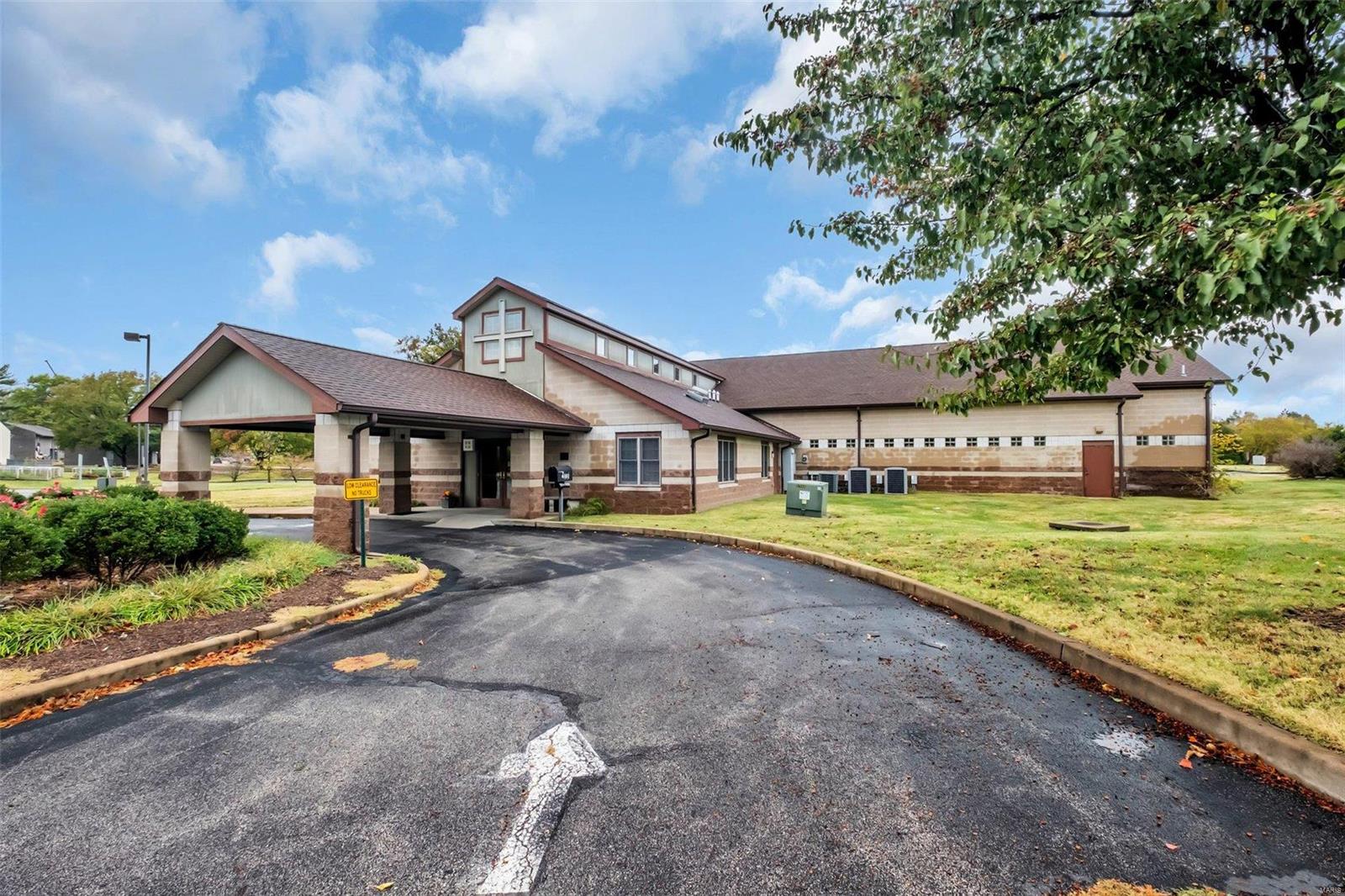 Crystal Spring - Commercial Sale