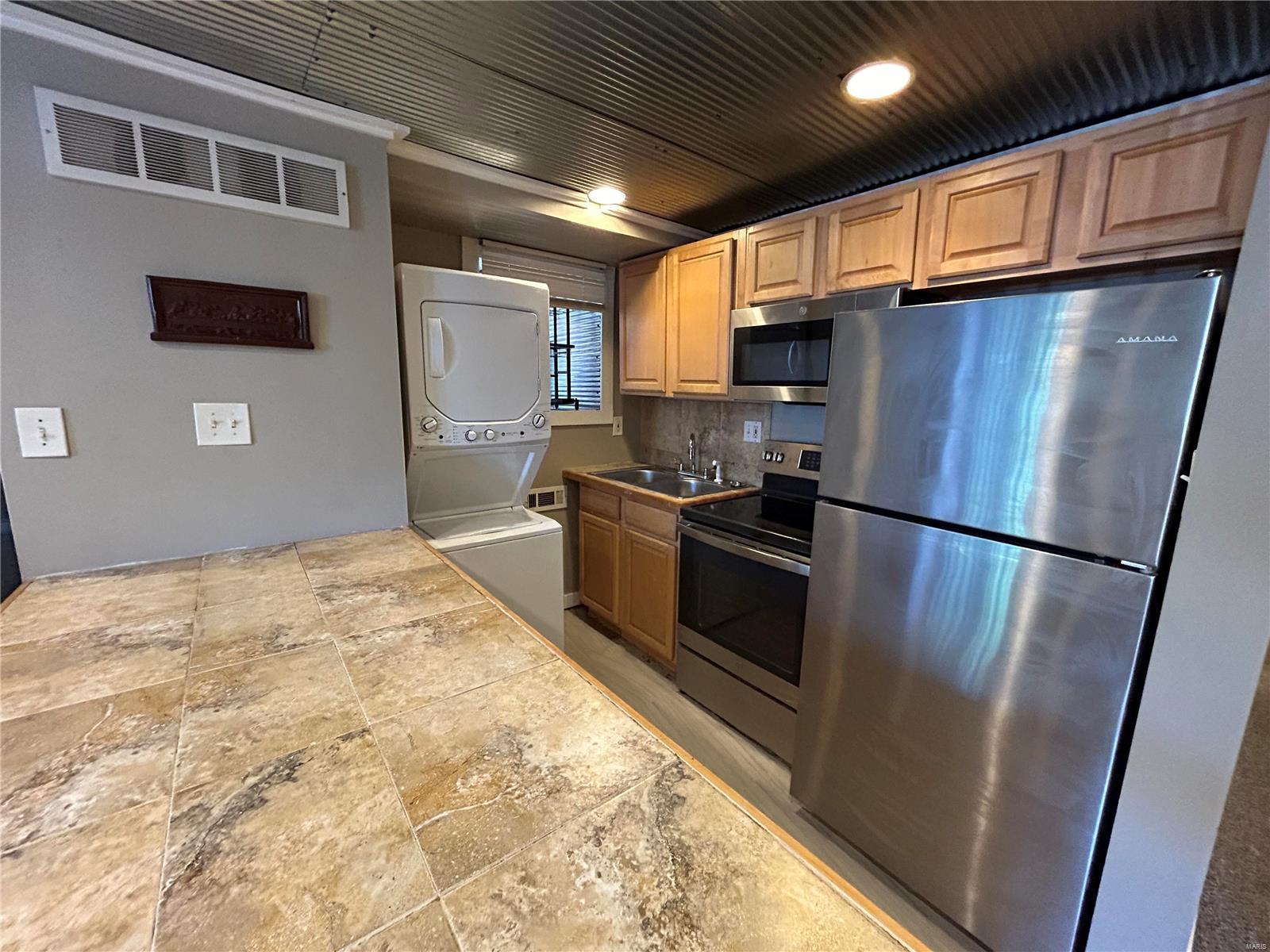 Stanifords Add - Residential Lease