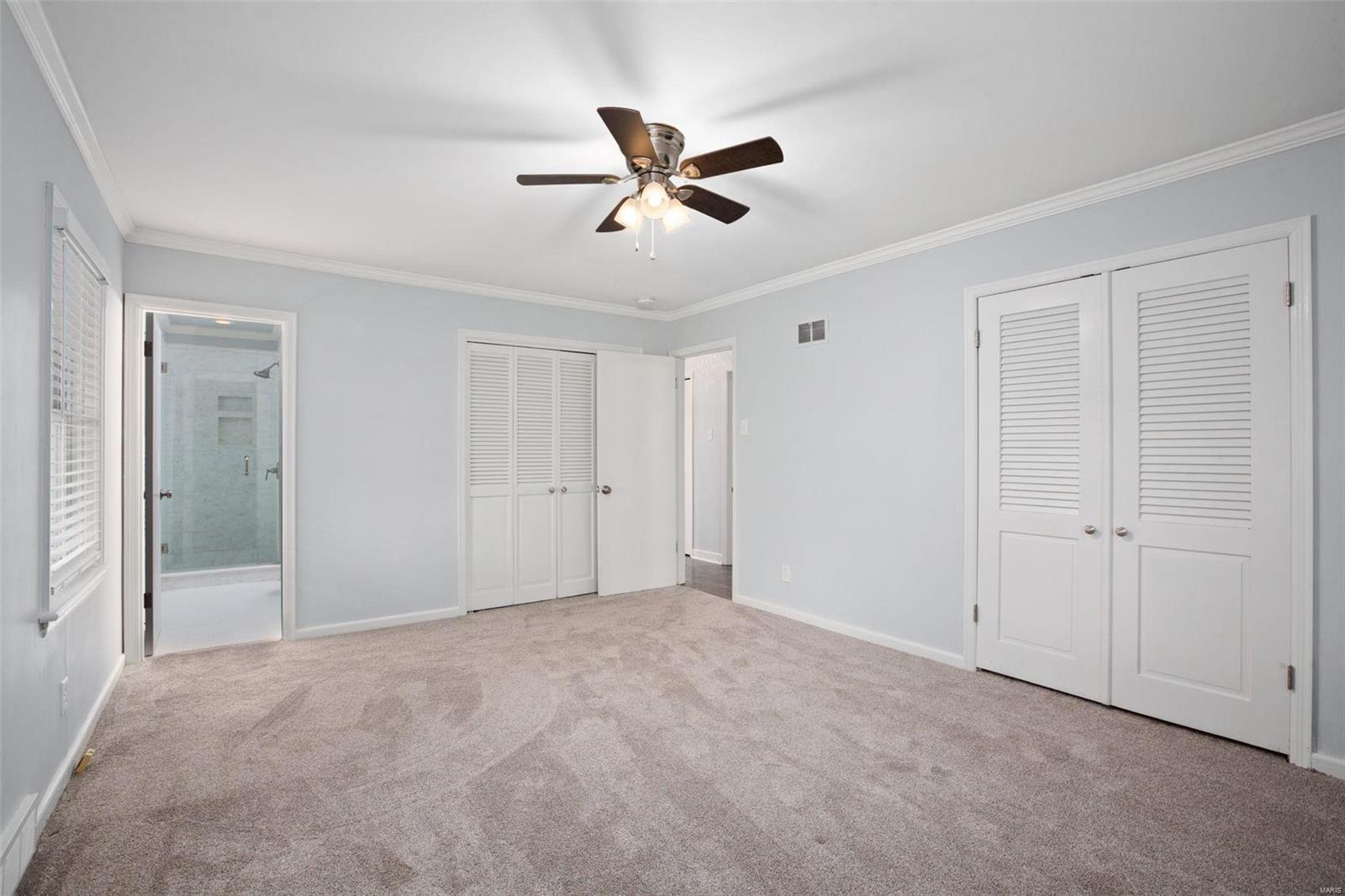 Tennyson Manor - Residential