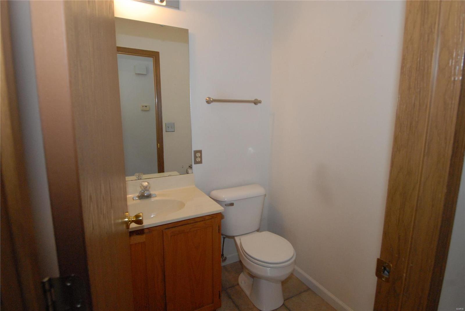 Oaks at Spring Meadow - Residential Lease