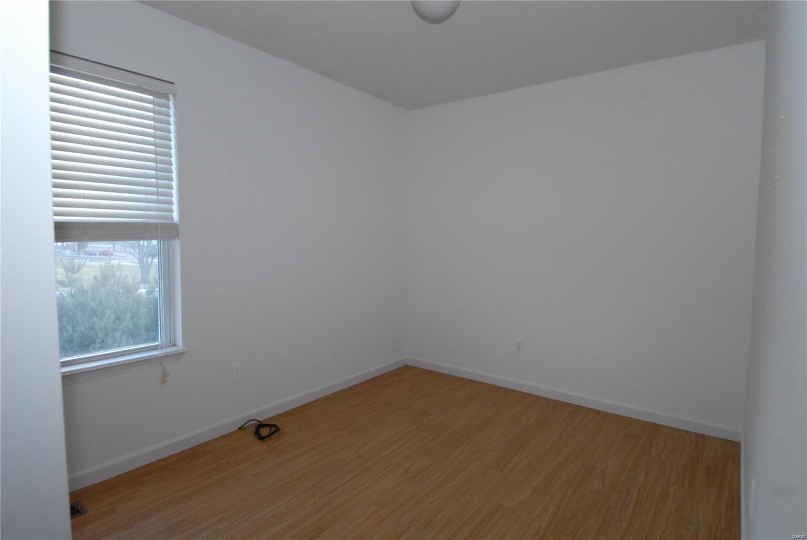 Oaks at Spring Meadow - Residential Lease