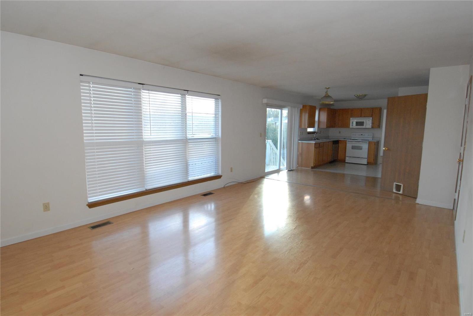 Oaks at Spring Meadow - Residential Lease