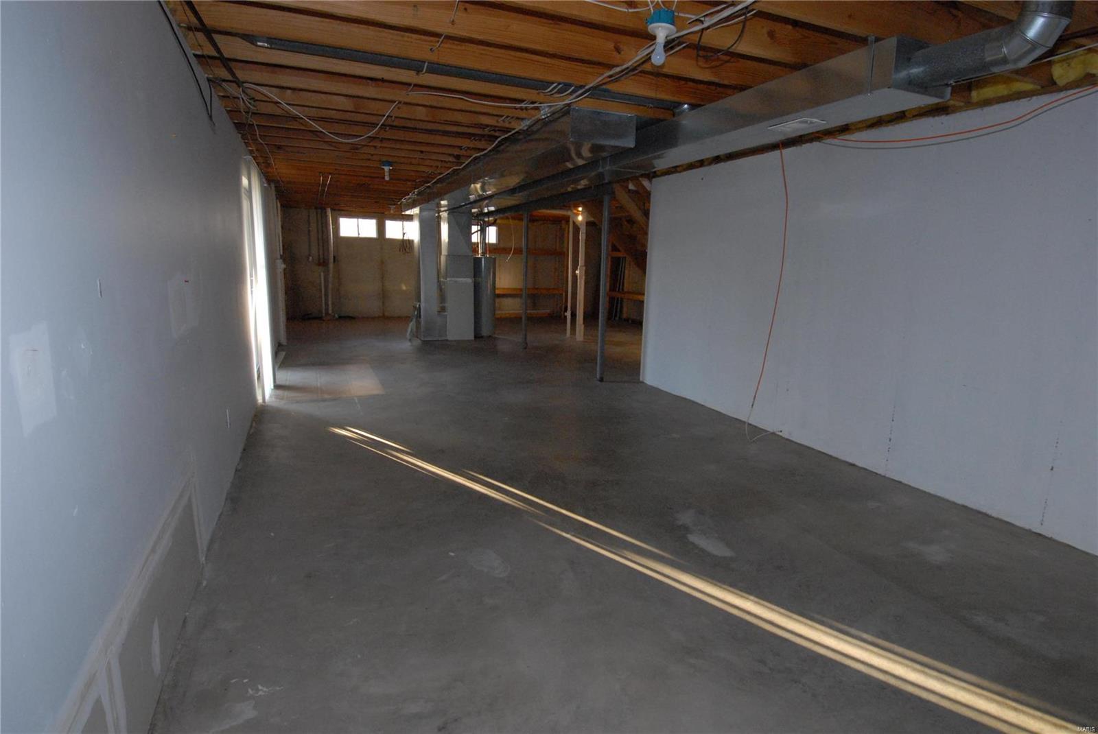 Oaks at Spring Meadow - Residential Lease