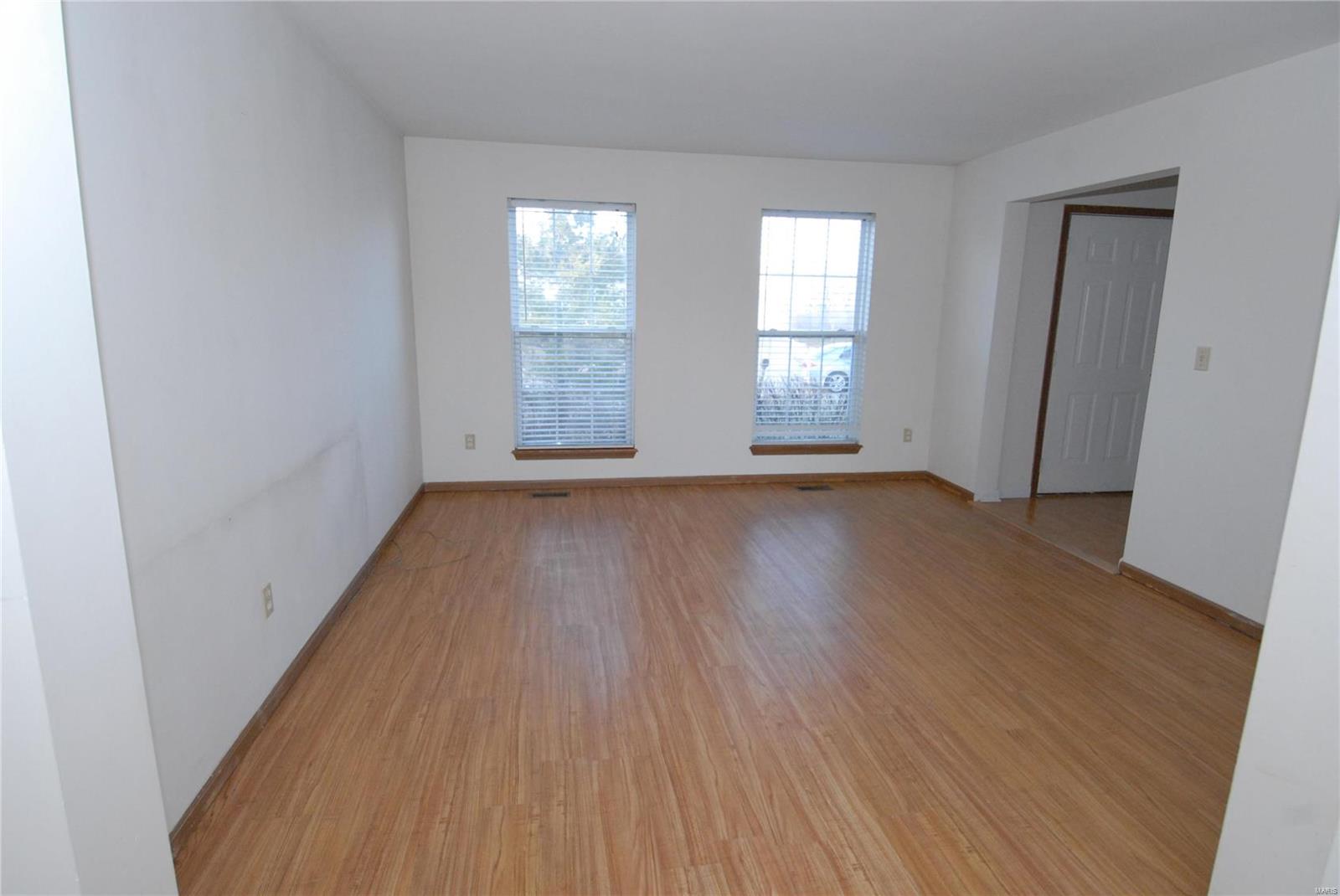 Oaks at Spring Meadow - Residential Lease