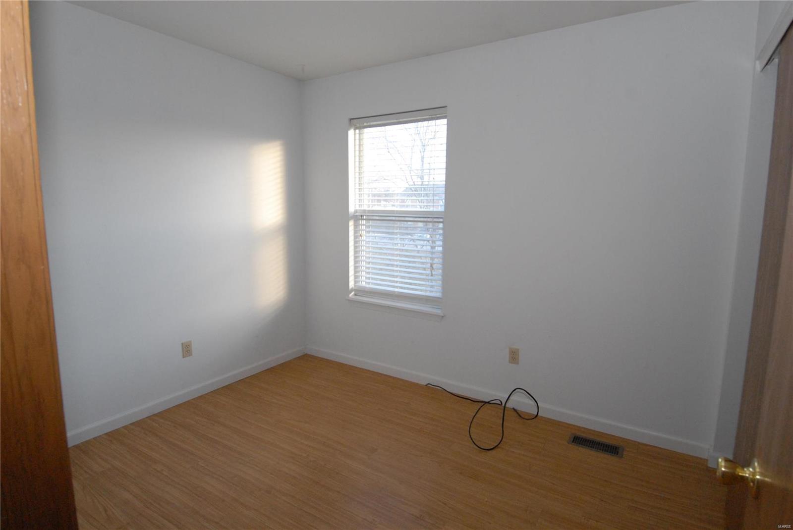 Oaks at Spring Meadow - Residential Lease
