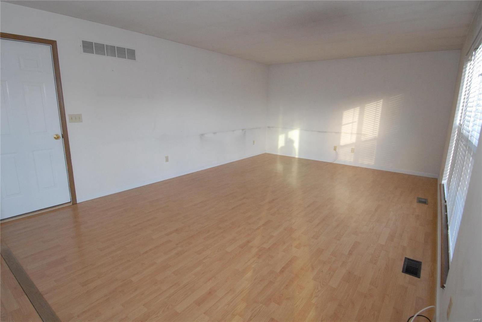 Oaks at Spring Meadow - Residential Lease