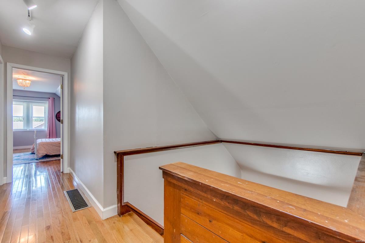 Ivanhoe Park Add - Residential