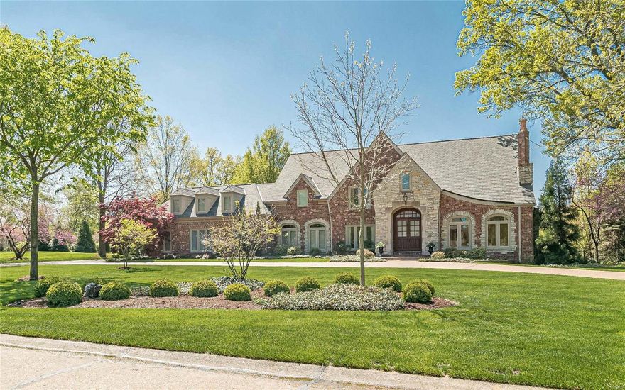 This Johnson built 4 bedroom, 4.5 bath home offers beautiful spaces and incredible levels of finishes.  Elegant yet comfortable, this stunning home is ideal for entertaining inside and out. The 2 story entry leads to the wood paneled study with FP, great room with soaring wall of windows, wet bar and FP flanked by bookcases and chic dining room with butlers pantry. Fabulous kitchen  flows openly to the breakfast and hearth room with vaulted ceiling and floor to ceiling stone fireplace that walks out to awesome screen porch and pool area. The main floor master wing demands access from the study, includes luxury bath with his/her vanities, walk in shower,  Jacuzzi and his/her closets.  Upstairs are 3 bedroom suites with custom walk in closets.  Terrific main floor laundry with "her" built in desk and mudroom off the oversized 3 car garage. Walk out lower level is a blank canvas ready for your personal design. Gunite heated pool , hardwood floors, back/front staircase and one owner home Additional Rooms: Mud Room