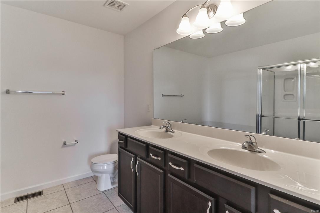 Manors At Orchard Glen - Residential