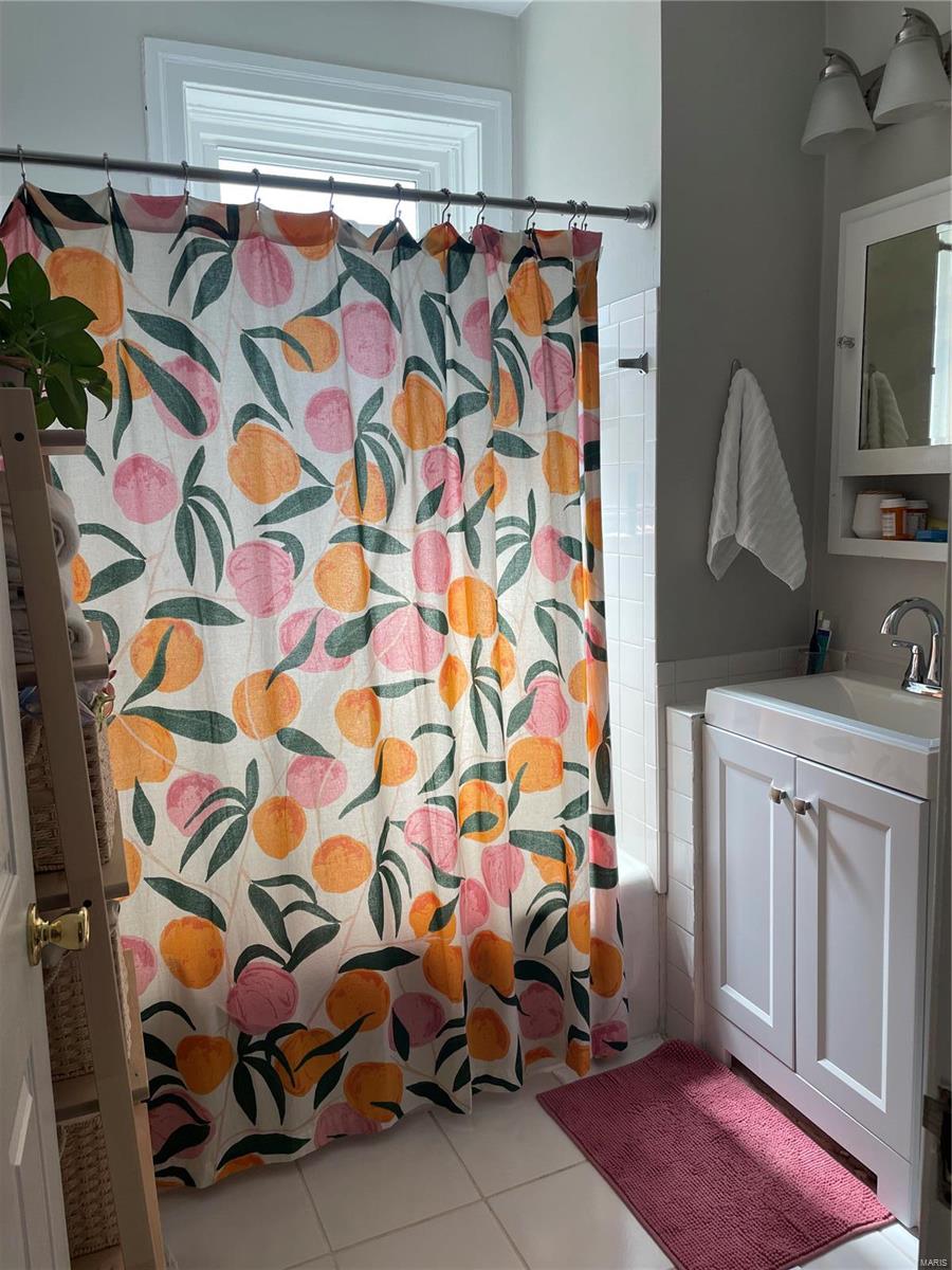 Zephyr Hills - Residential Income