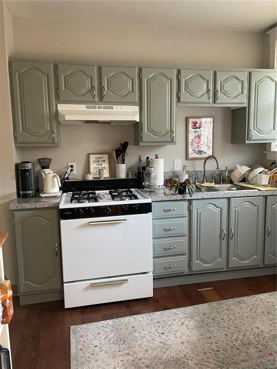 Zephyr Hills - Residential Income