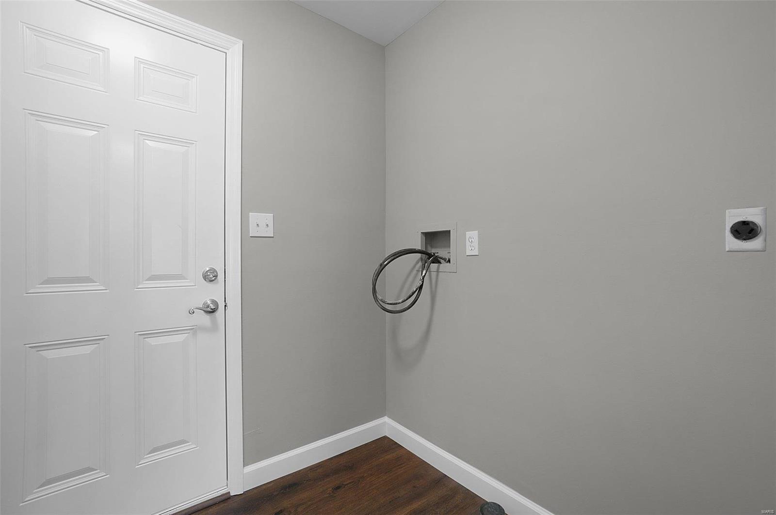 Clarkson Grove Condo Seventh - Residential