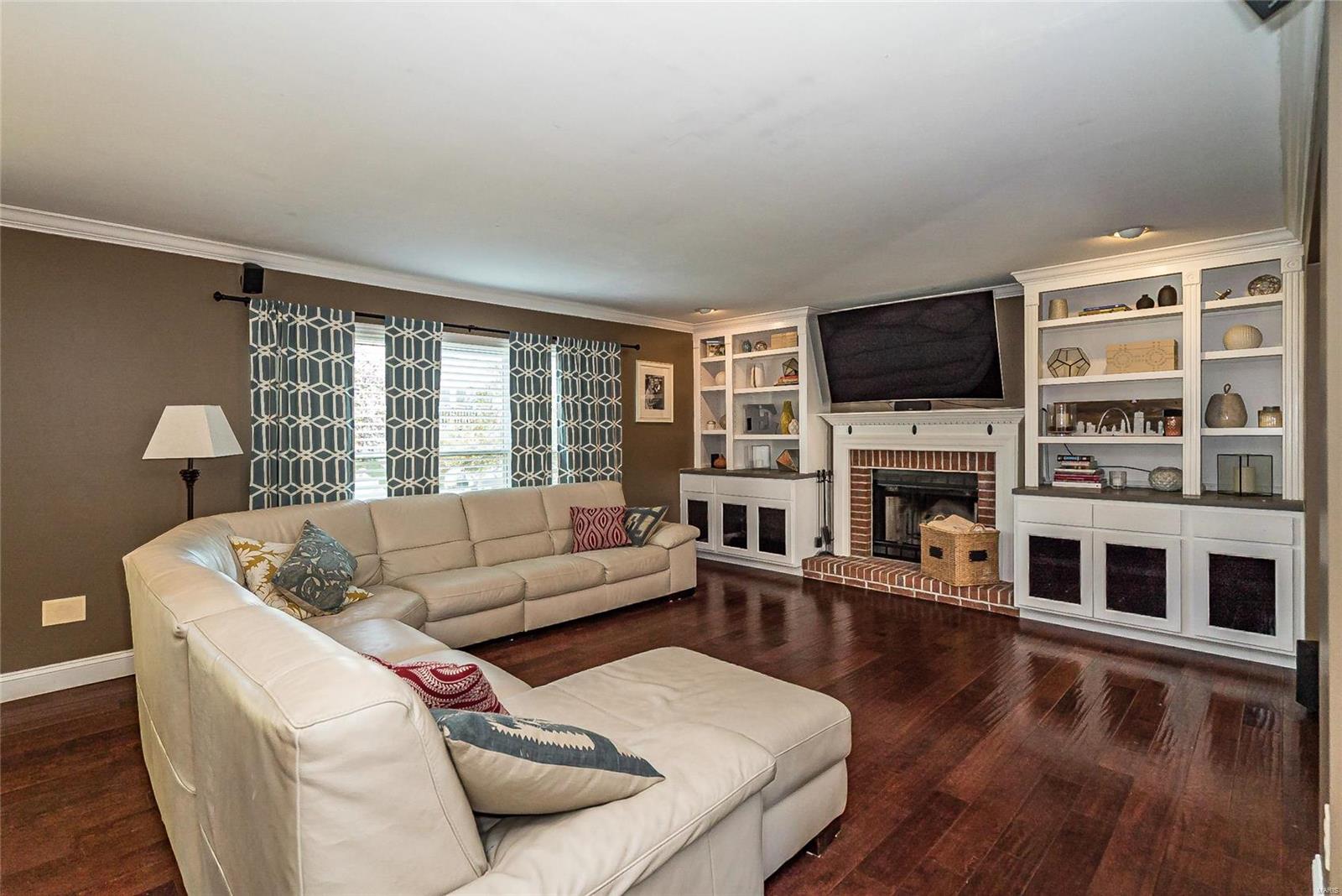 Cove At Lake Chesterfield - Residential