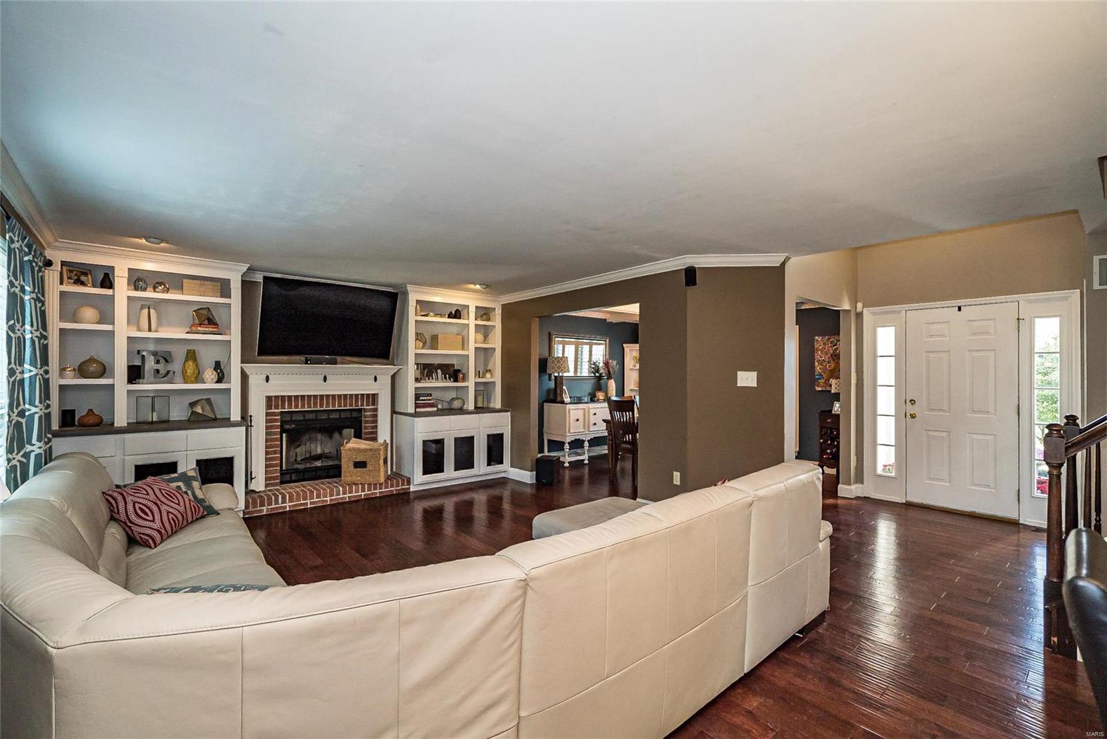 Cove At Lake Chesterfield - Residential