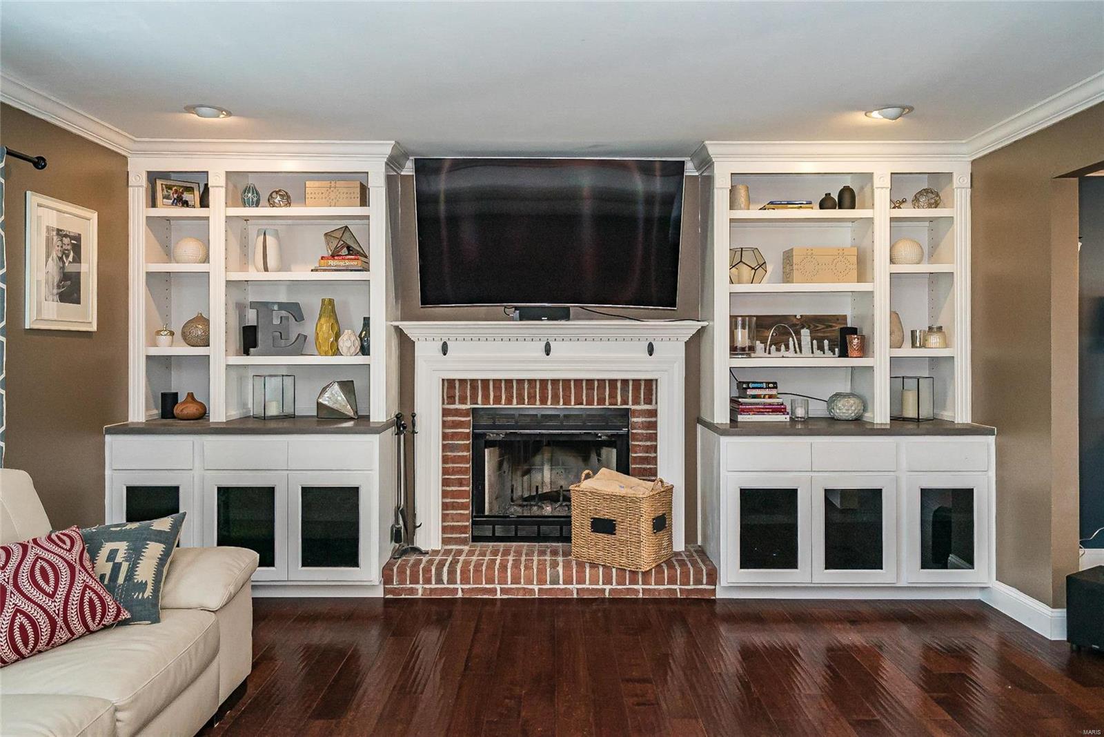 Cove At Lake Chesterfield - Residential