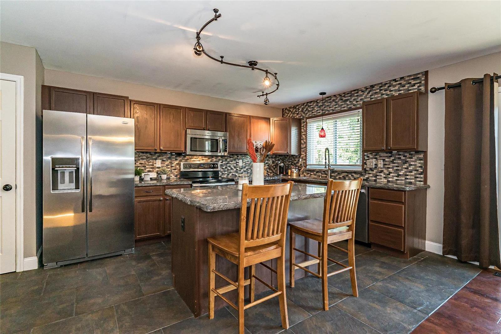 Cove At Lake Chesterfield - Residential