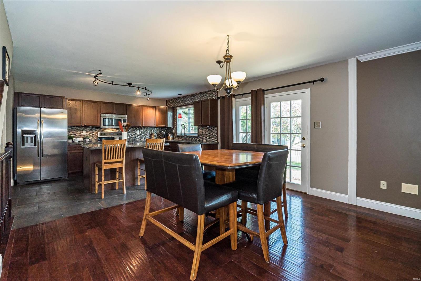 Cove At Lake Chesterfield - Residential