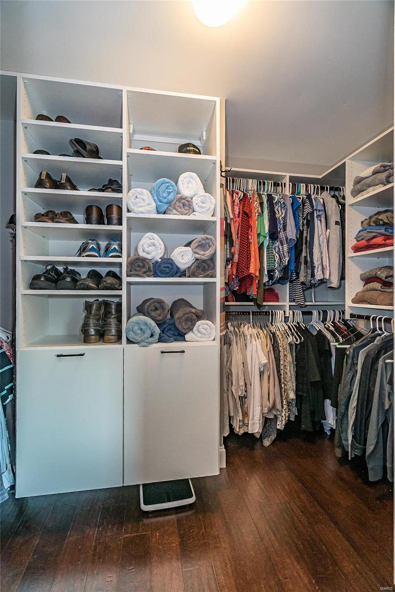 Cove At Lake Chesterfield - Residential