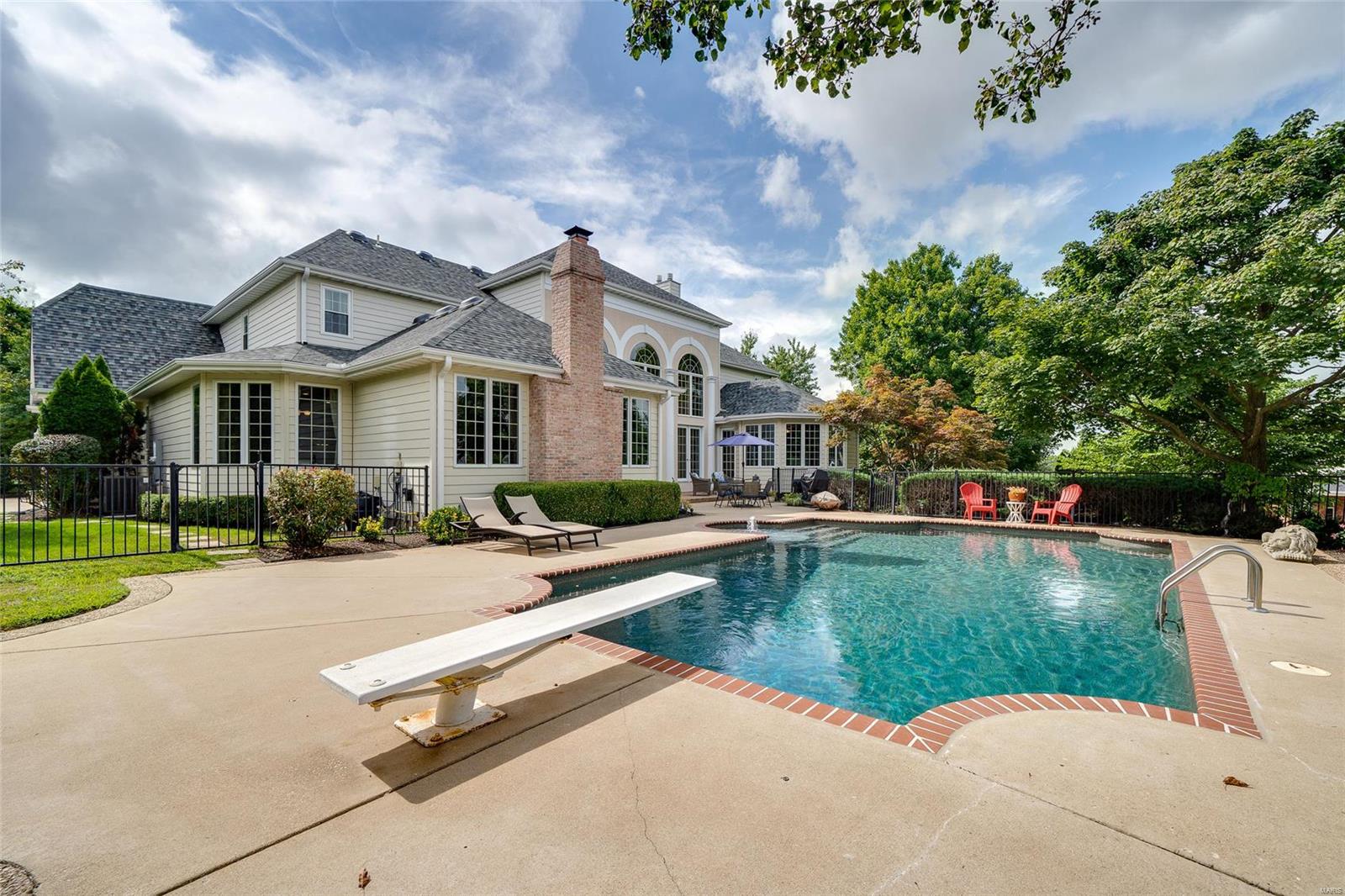 Camelot - Residential