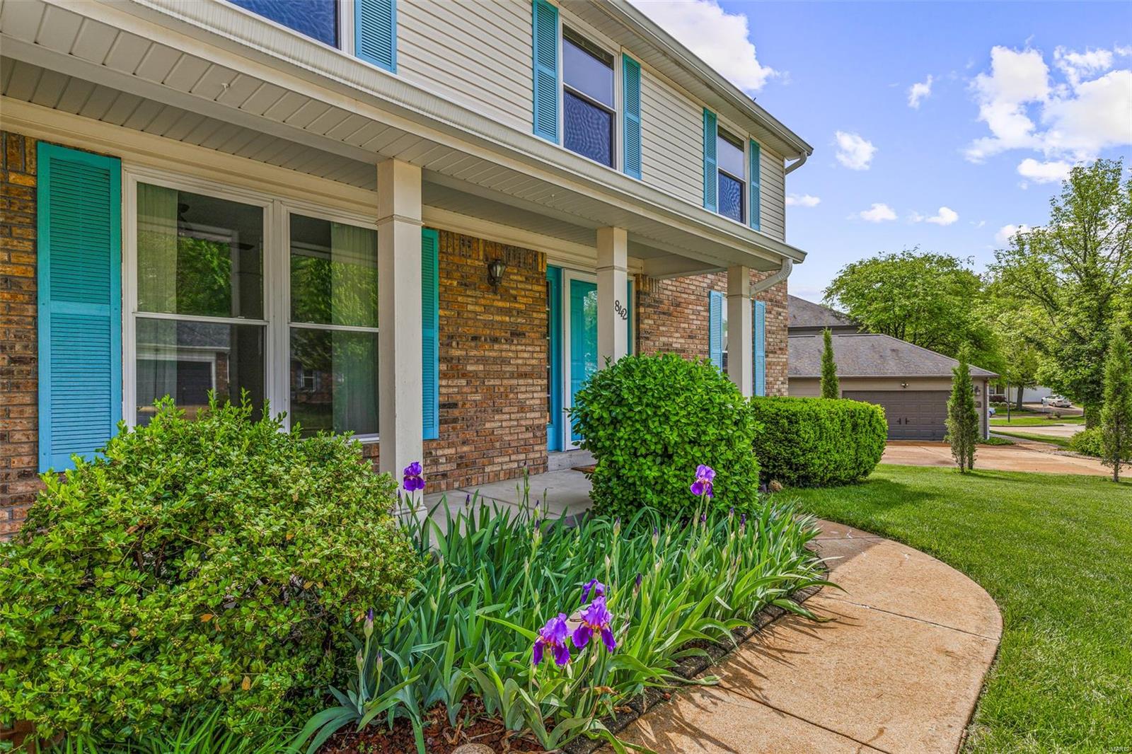842 Oakmoor Drive