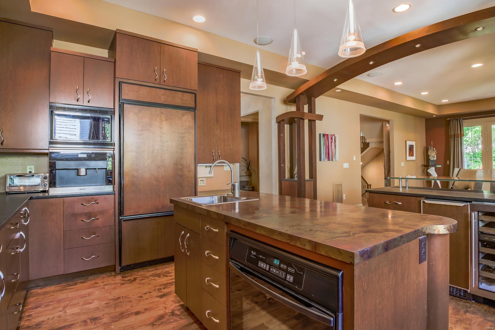 Central View Townhomes - Residential