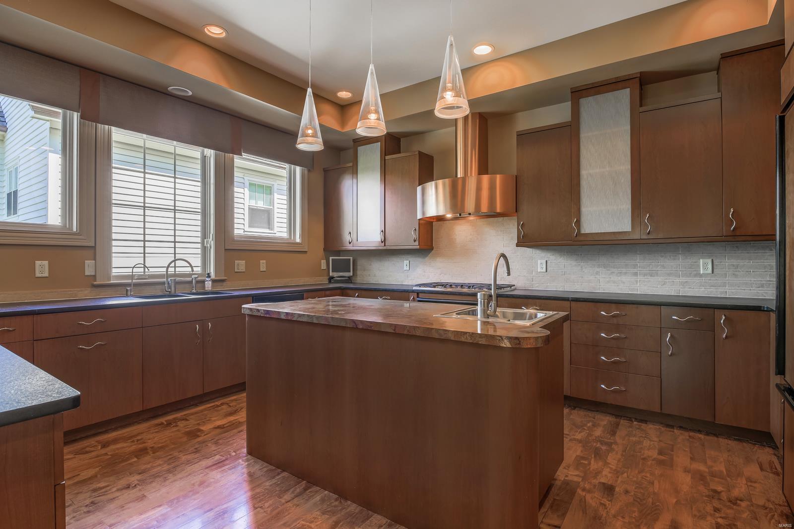 Central View Townhomes - Residential