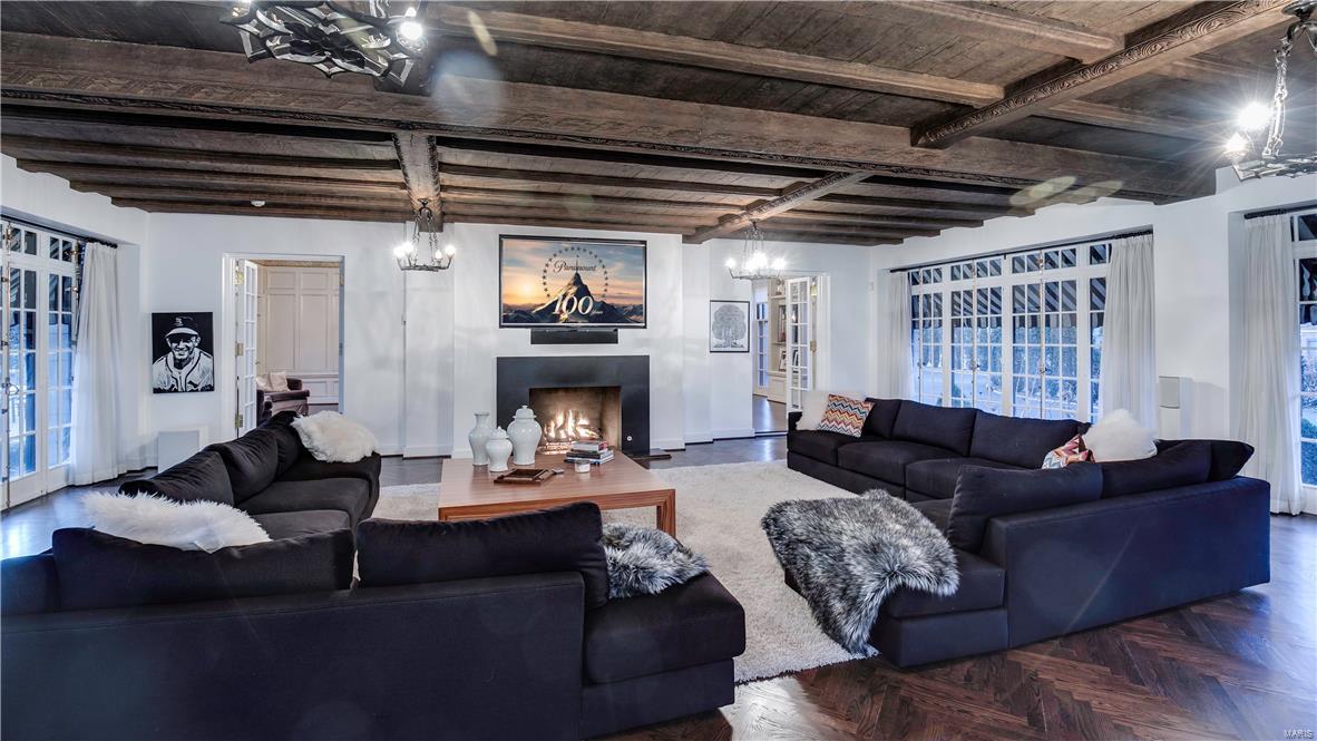 Brentmoor Park - Residential