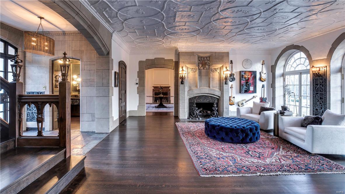 Brentmoor Park - Residential