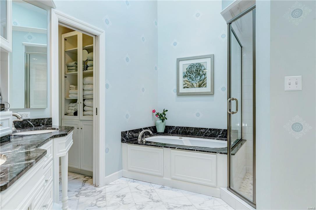 Lakeside Green - Residential