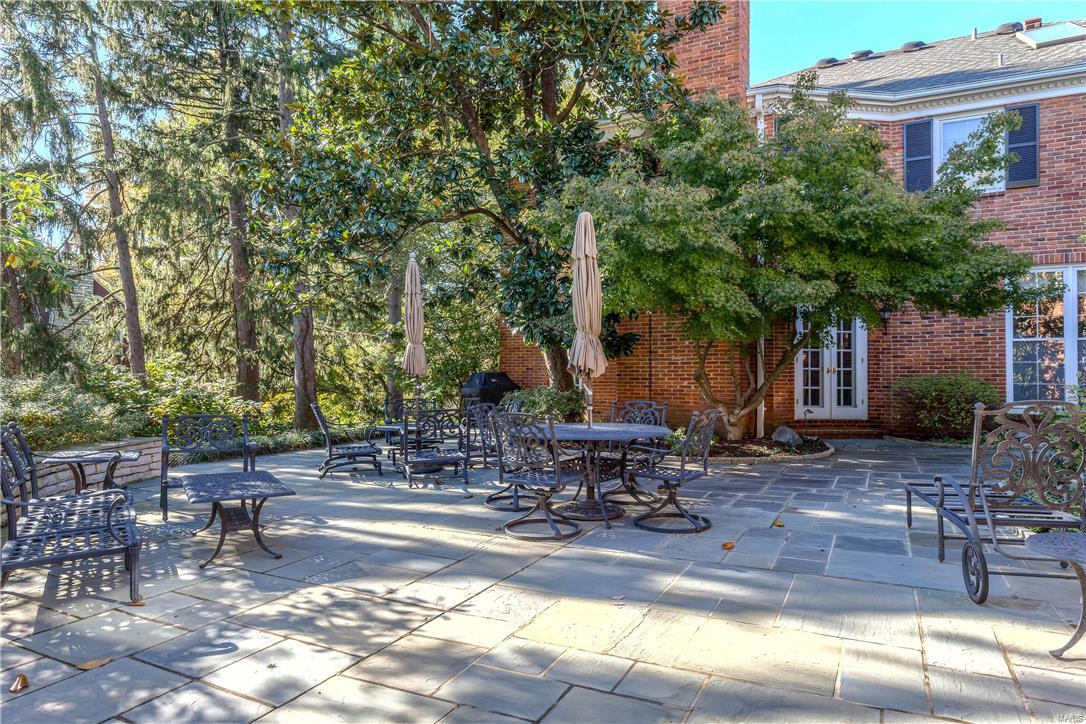 Lakeside Green - Residential