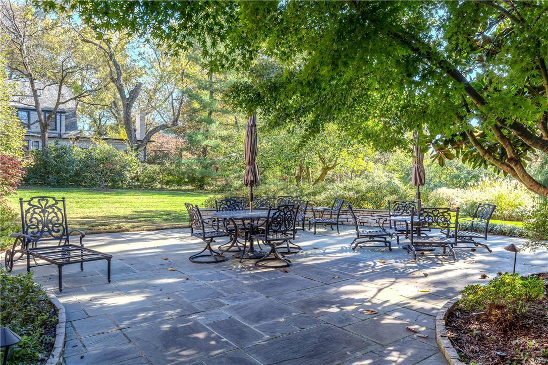 Lakeside Green - Residential