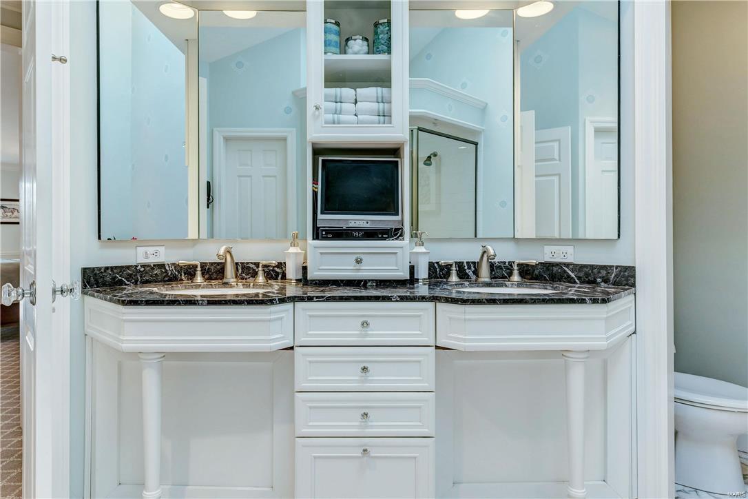 Lakeside Green - Residential