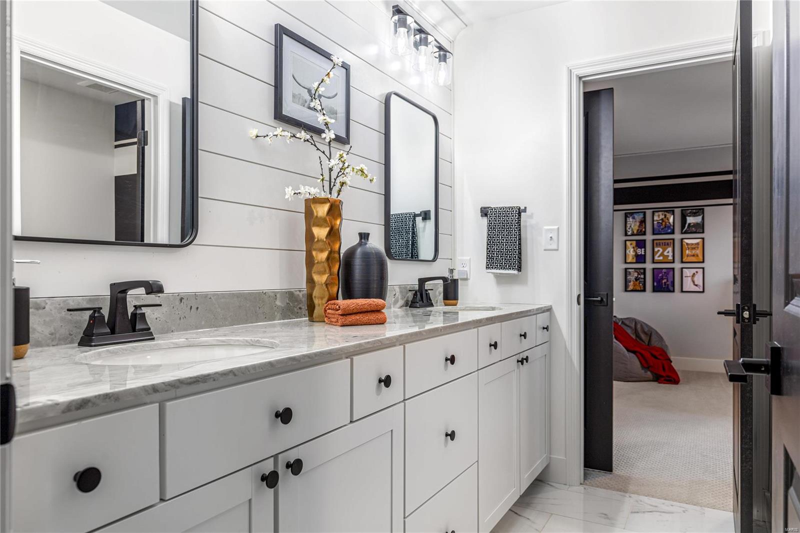 Bluffs At Windcastle - Residential